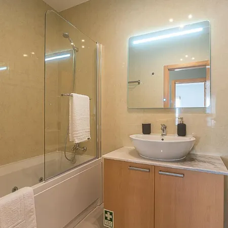 Apartamento T3 Mar Azul Apartment Nazaré